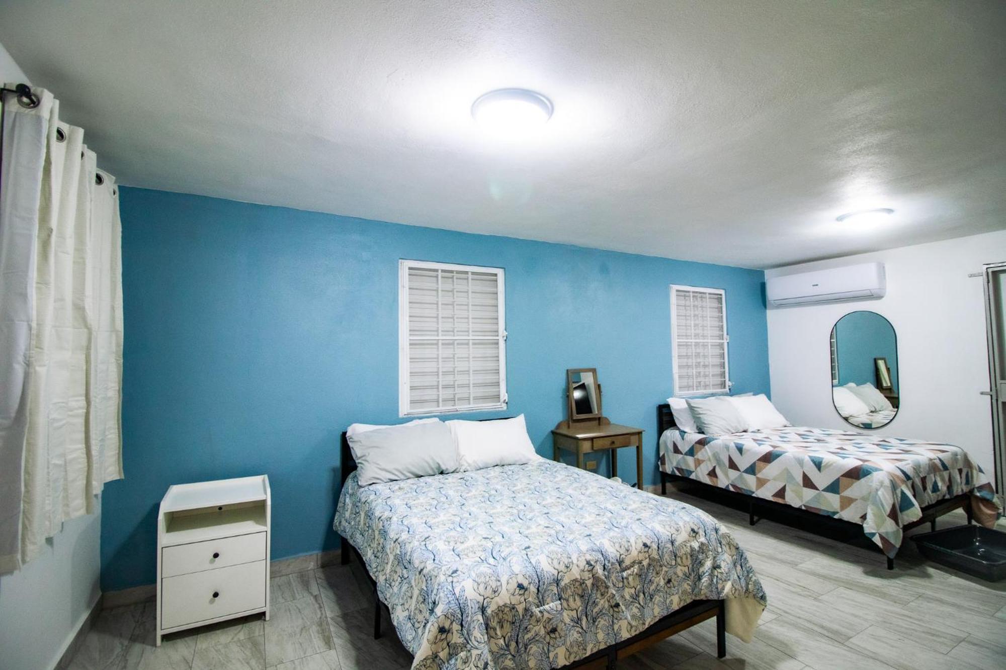 Entire Vacation Home In San Juan - Fits 10 Ngoại thất bức ảnh